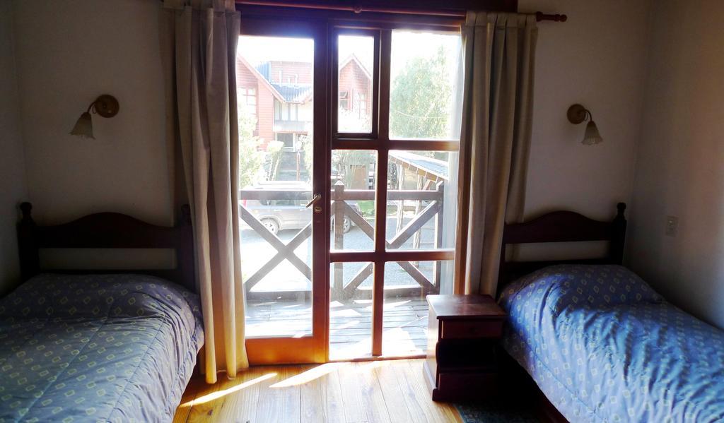 Cabanas Raimapu Villa La Angostura Quarto foto